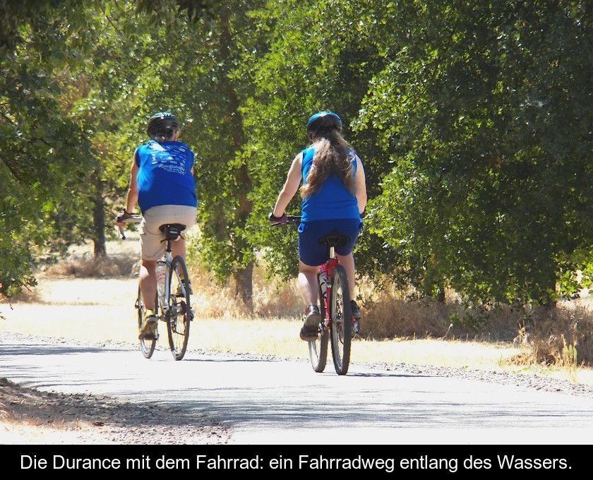 Die Durance Mit Dem Fahrrad: Ein Fahrradweg Entlang Des Wassers.