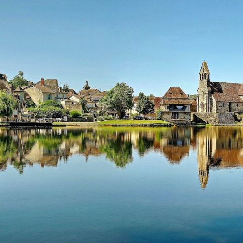 Beaulieu-sur-Dordogne: eines der schönsten Dörfer Frankreichs.