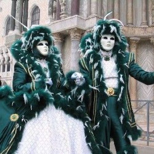 Der Karneval in Venedig: Geschichte und Traditionen