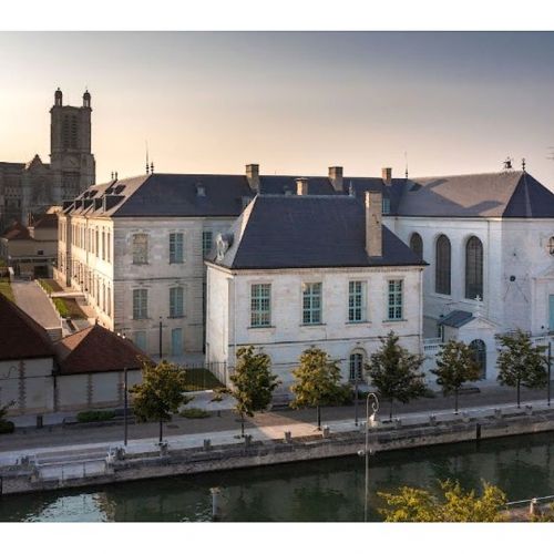 Die Cité du Vitrail: ein kultureller Ort, den es in Troyes en Champagne zu entdecken gilt