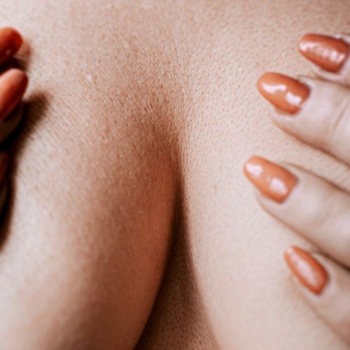 Selbstuntersuchung der Brüste: Warum und wie macht man das?
